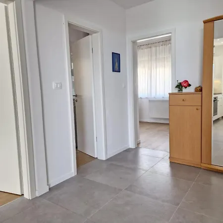 Διαμέρισμα Lori